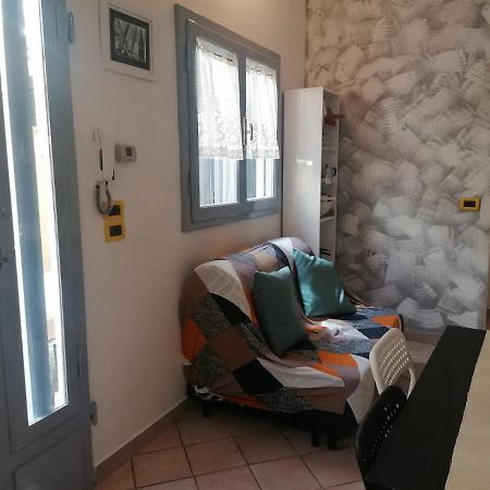 La Casina Giramondo Di Ele Виареджо Екстериор снимка