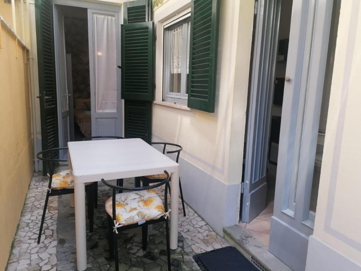 La Casina Giramondo Di Ele Виареджо Екстериор снимка